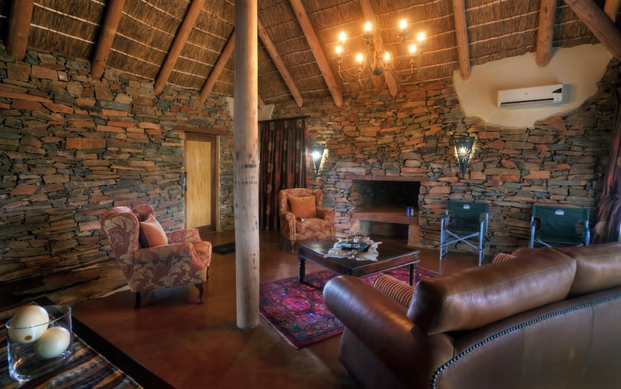  Bedroom Property for Sale in Willowmore Eastern Cape